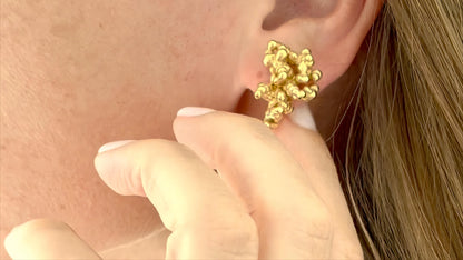 Gold plated stud earrings - Drop  Dance